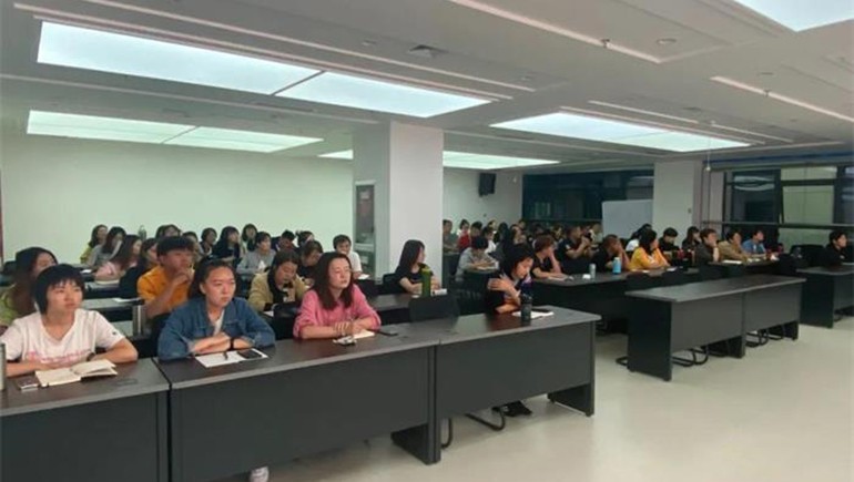 知法、懂法、守法，，，，，，防备司法风险丨ks凯时官网集团发展职工司法知识培训