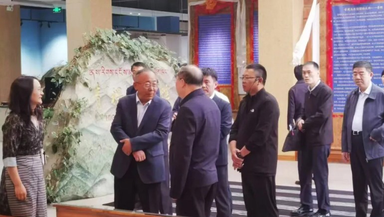 国度粮食和物资储蓄局刘焕鑫局长一行光临ks凯时官网青稞参观调研